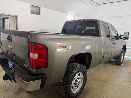 Mocha Steel Metallic 2013 Chevrolet Silverado 2500 LT