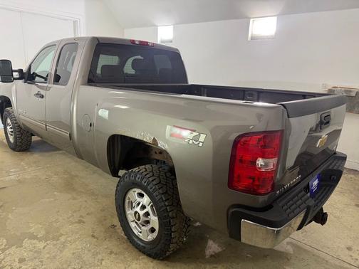 Mocha Steel Metallic 2013 Chevrolet Silverado 2500 LT