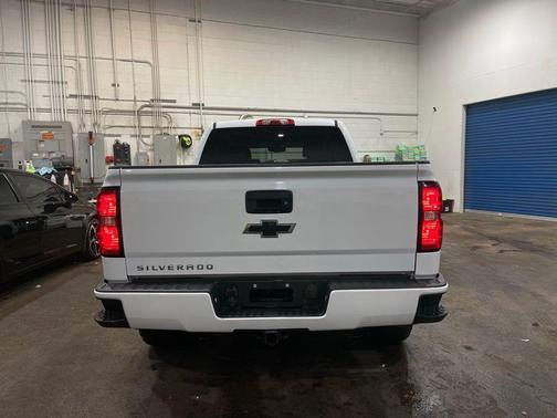 2017 Chevrolet Silverado 1500 Custom