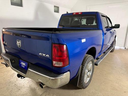 Blue Streak Pearlcoat 2014 RAM 1500 Big Horn