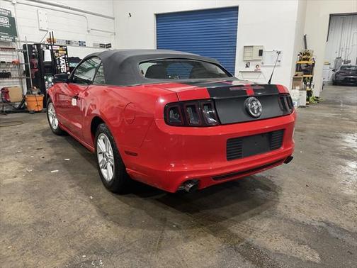 2013 Ford Mustang V6