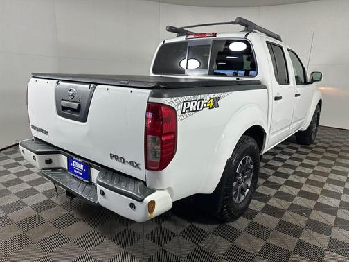 Glacier White 2019 Nissan Frontier PRO-4X