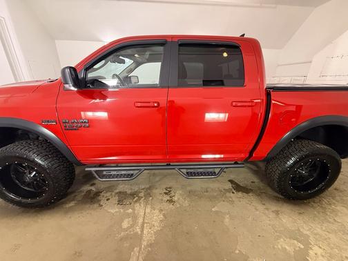 Flame Red Clearcoat 2019 RAM 1500 Classic Warlock