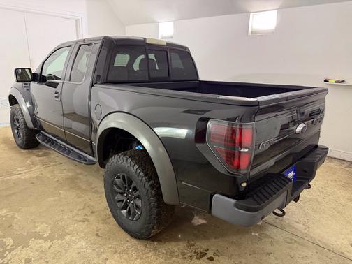 Tuxedo Black Metallic 2013 Ford F-150 SVT Raptor