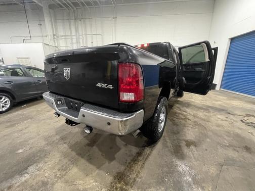 2018 RAM 2500 Tradesman Crew Cab 4x4 6'4' Box