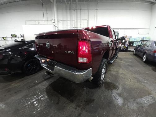 2018 RAM 3500 Tradesman Crew Cab 4x4 6'4' Box