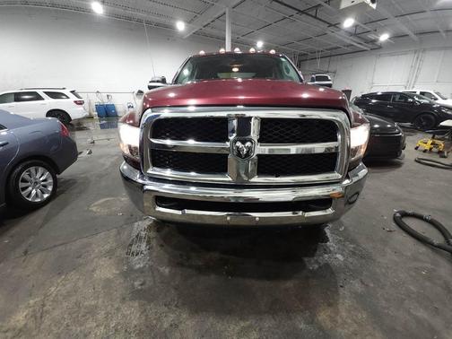 2018 RAM 3500 Tradesman Crew Cab 4x4 6'4' Box