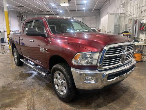 2017 RAM 2500 Big Horn Crew Cab 4x4 6'4' Box