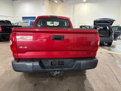 Barcelona Red Metallic 2017 Toyota Tundra SR