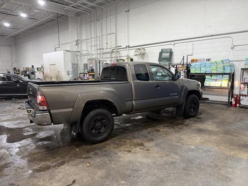 2014 Toyota Tacoma Base