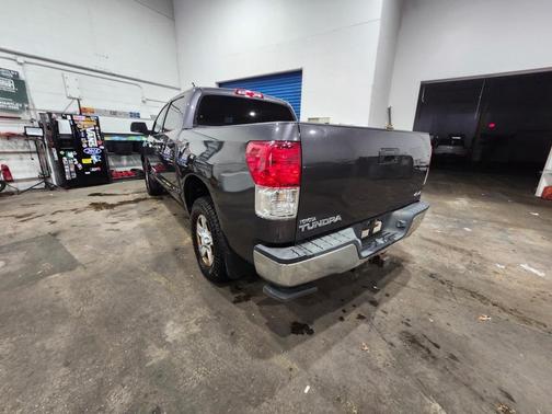 2013 Toyota Tundra Grade