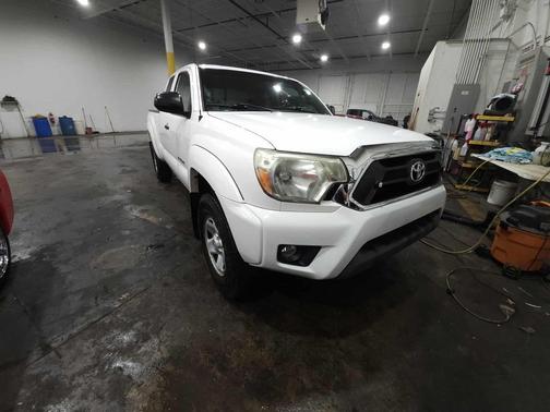 2014 Toyota Tacoma Base