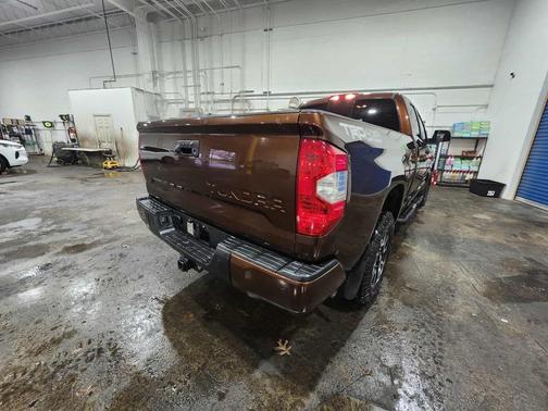 2016 Toyota Tundra SR5