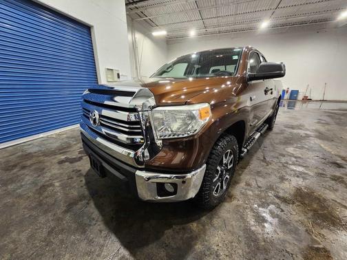 2016 Toyota Tundra SR5