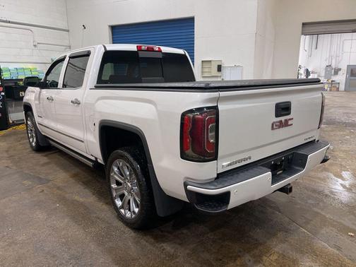 White Frost Tricoat 2017 GMC Sierra 1500 Denali