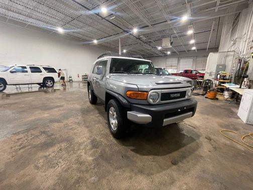 Silver Fresco Metallic 2010 Toyota FJ Cruiser Base