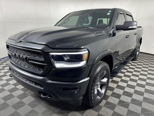Diamond Black Crystal Pearlcoat 2020 RAM 1500 Big Horn/Lone Star