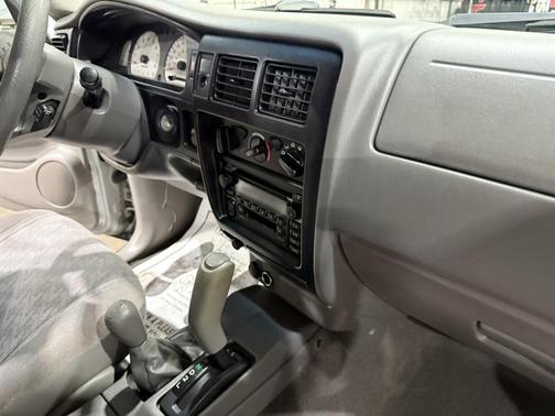 2002 Toyota Tacoma Xtracab
