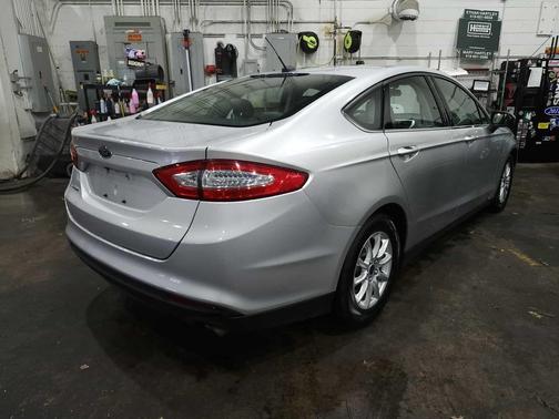 2015 Ford Fusion S