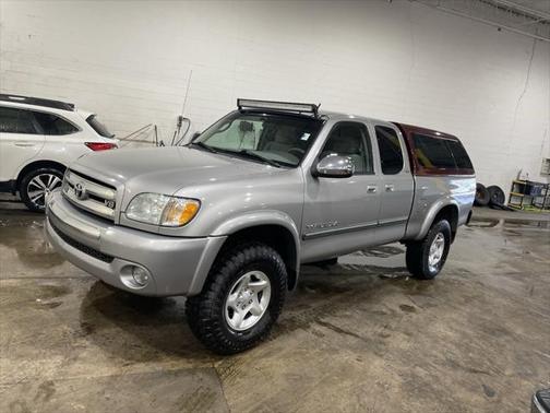 2004 Toyota Tundra SR5