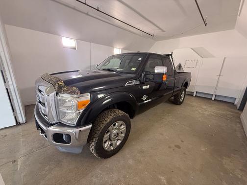 Tuxedo Black Metallic 2013 Ford F-350 Lariat