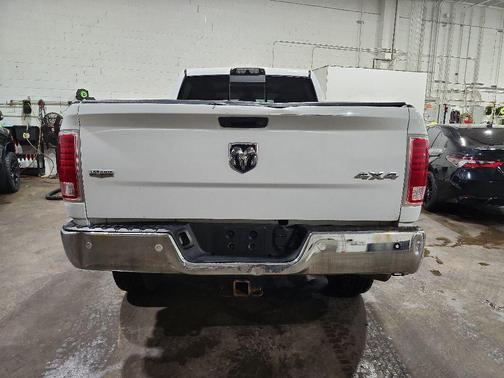 Bright White Clearcoat 2017 RAM 2500 Laramie Crew Cab 4x4 6'4' Box