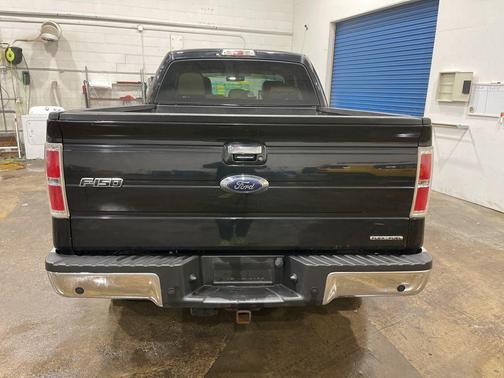 Tuxedo Black Metallic 2013 Ford F-150 Lariat