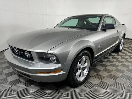 Alloy Clearcoat Metallic 2008 Ford Mustang Deluxe
