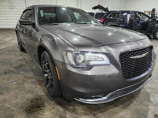2019 Chrysler 300 S