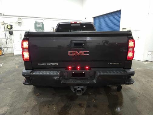 2015 GMC Sierra 3500 Denali
