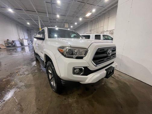 2016 Toyota Tacoma Limited