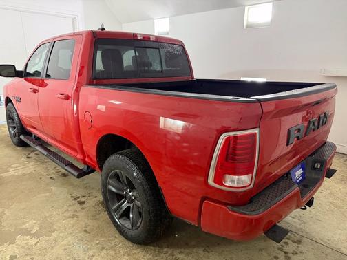 Flame Red Clearcoat 2018 RAM 1500 Night