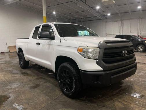 2015 Toyota Tundra SR