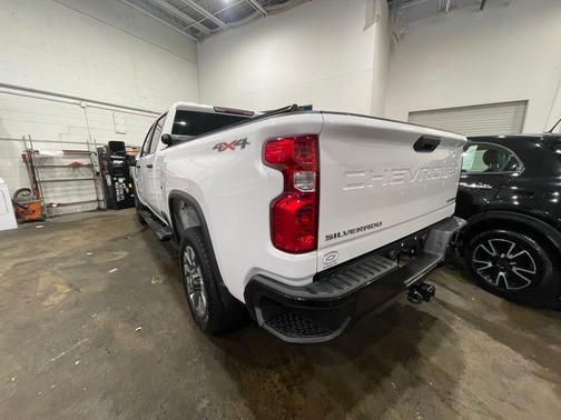 2022 Chevrolet Silverado 2500 Custom