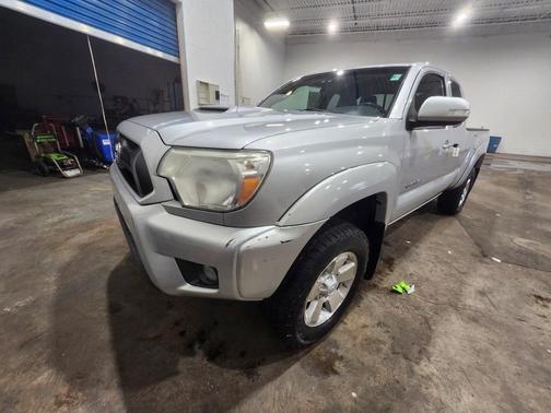 2013 Toyota Tacoma Base
