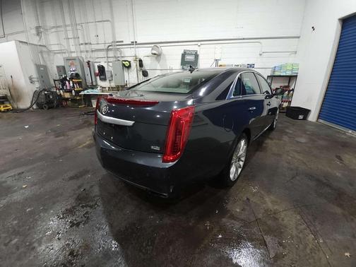 2013 Cadillac XTS Platinum