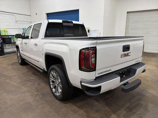 White Frost 2018 GMC Sierra 1500 Denali