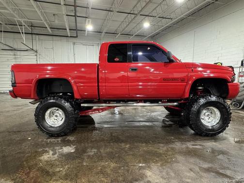 1999 Dodge Ram 2500 Base