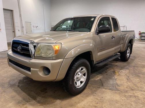 Gold 2007 Toyota Tacoma Access Cab