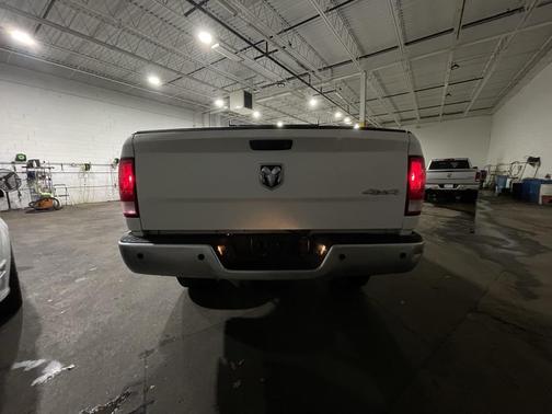 2018 RAM 2500 Tradesman Crew Cab 4x4 8' Box