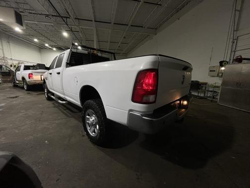 2018 RAM 2500 Tradesman Crew Cab 4x4 8' Box
