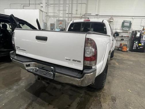 2014 Toyota Tacoma Base