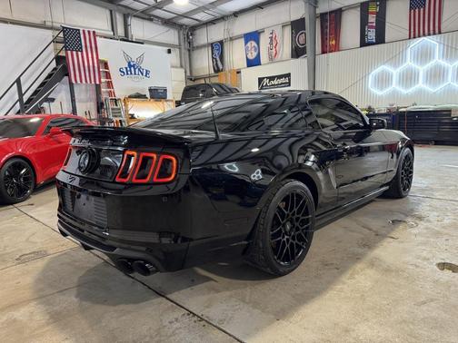 2014 Ford Shelby GT500 Base