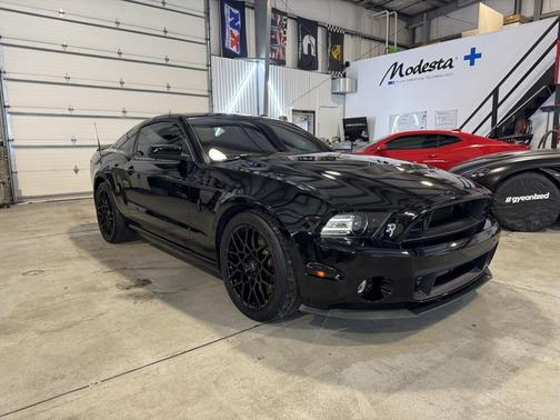 2014 Ford Shelby GT500 Base