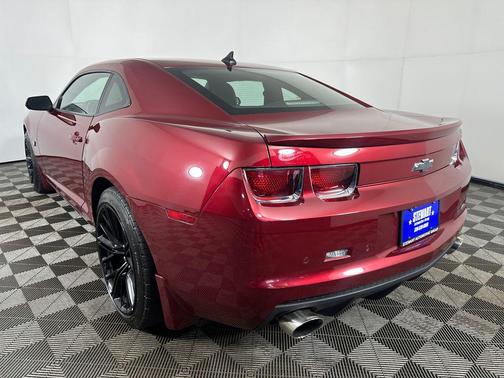 Red Jewel 2010 Chevrolet Camaro 2SS