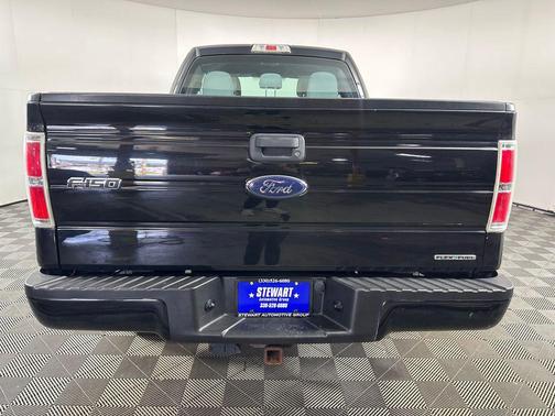 Tuxedo Black Metallic 2013 Ford F-150 STX