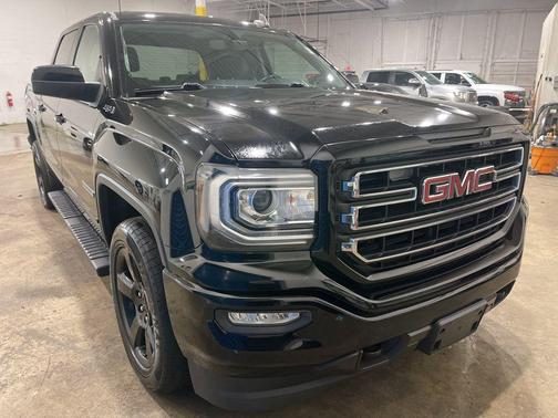 Onyx Black 2017 GMC Sierra 1500 SLE