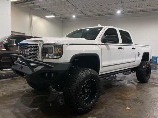 2015 GMC Sierra 2500 Denali