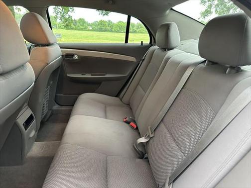 2011 Chevrolet Malibu 1LT