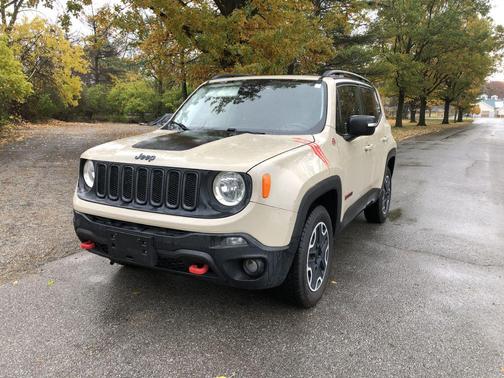2015 Jeep Renegade Trailhawk